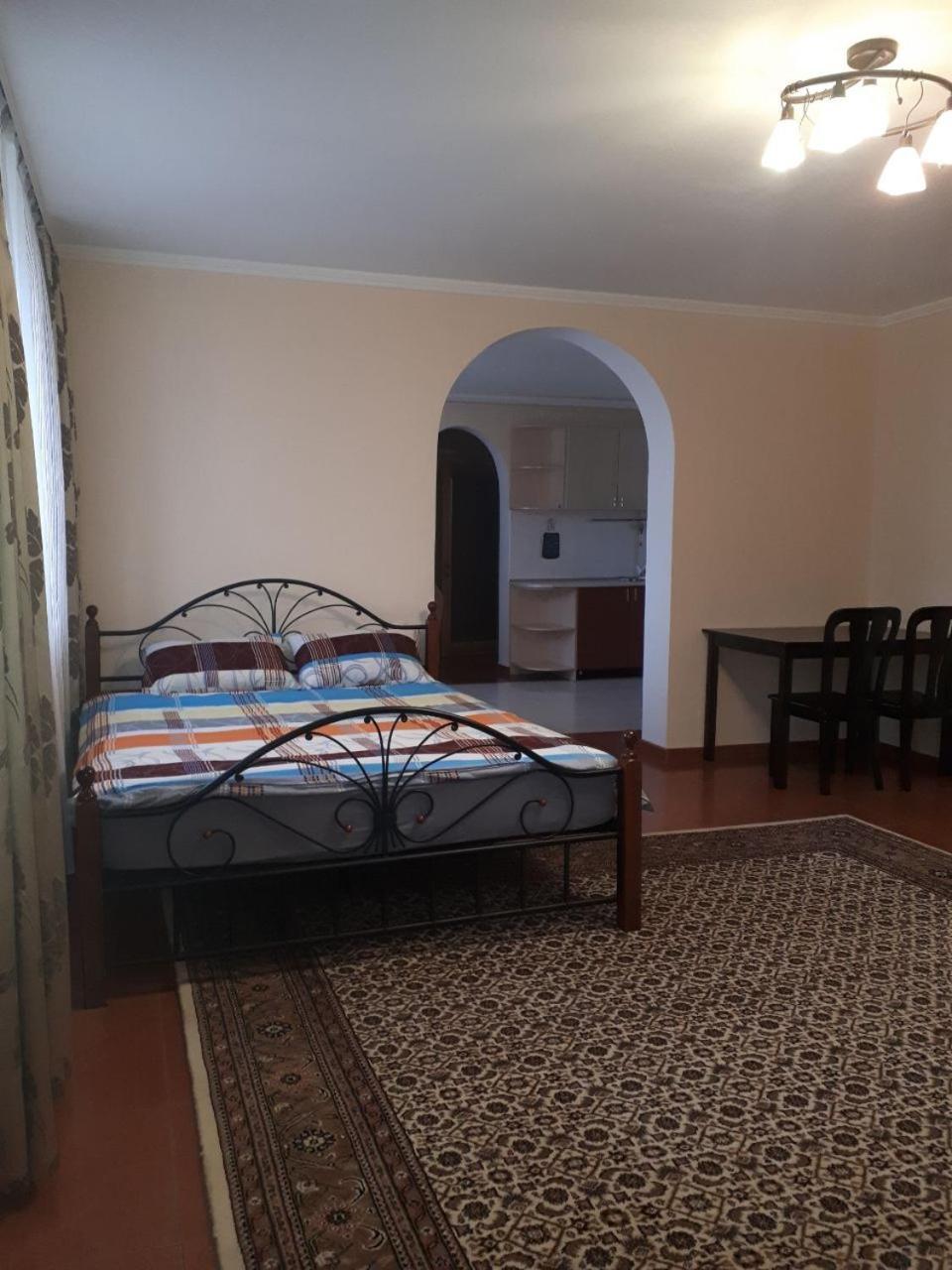 100 кв.м на шота руставелі Odessa