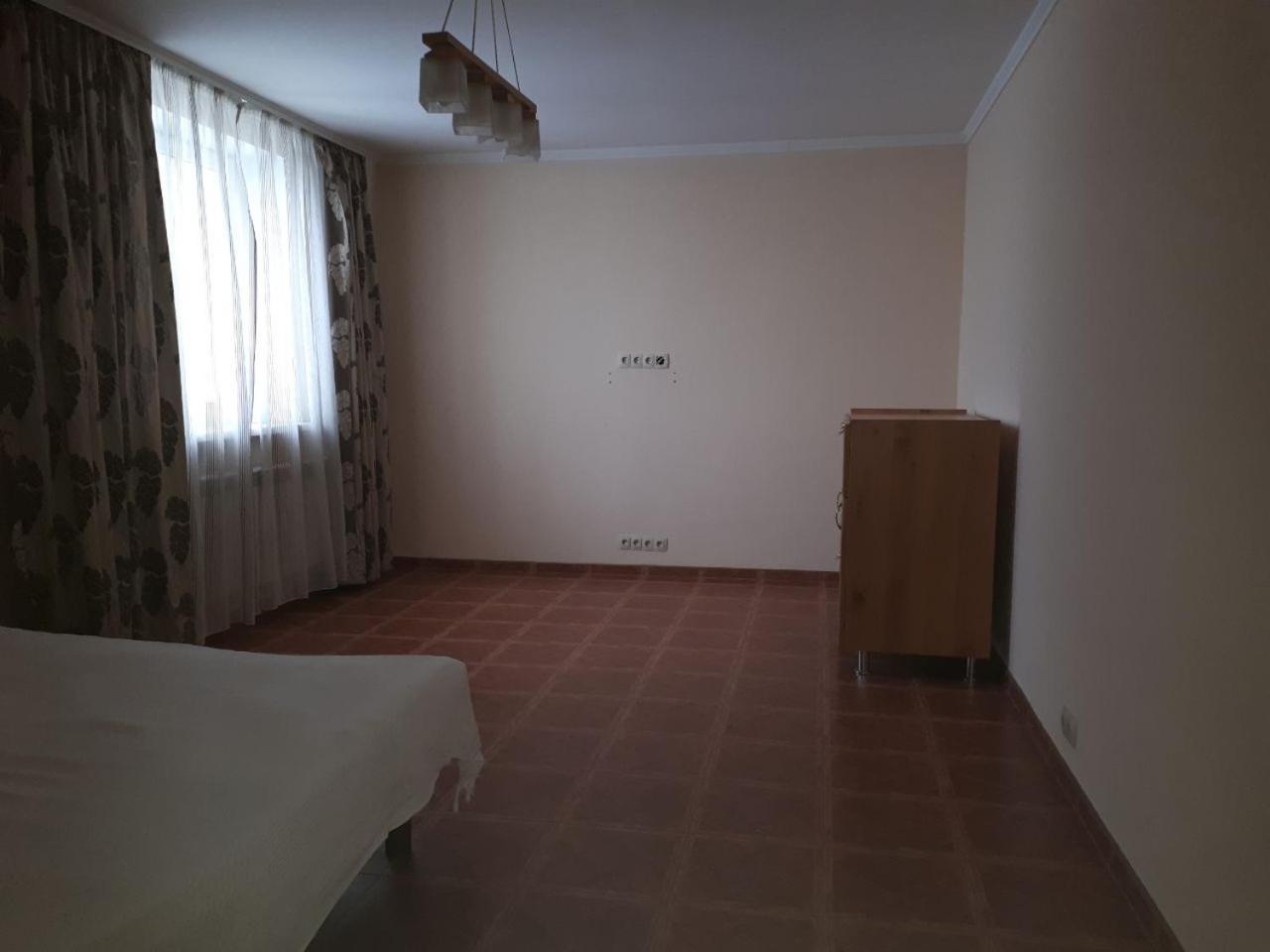 100 кв.м на шота руставелі