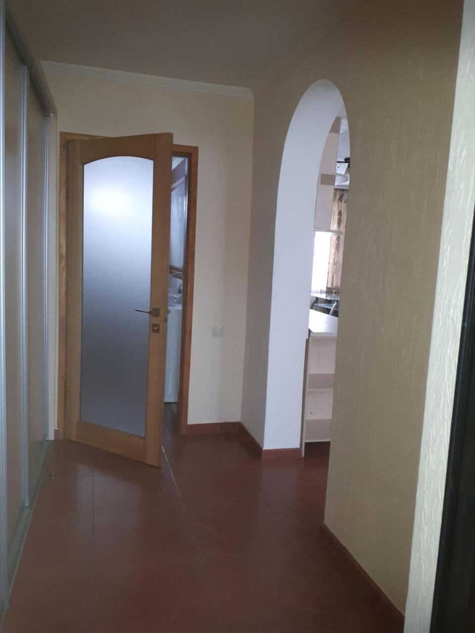 100 кв.м на шота руставелі Apartment *